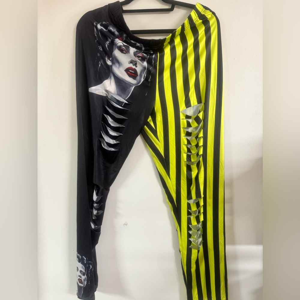 Cool monster girl, leggings plus size